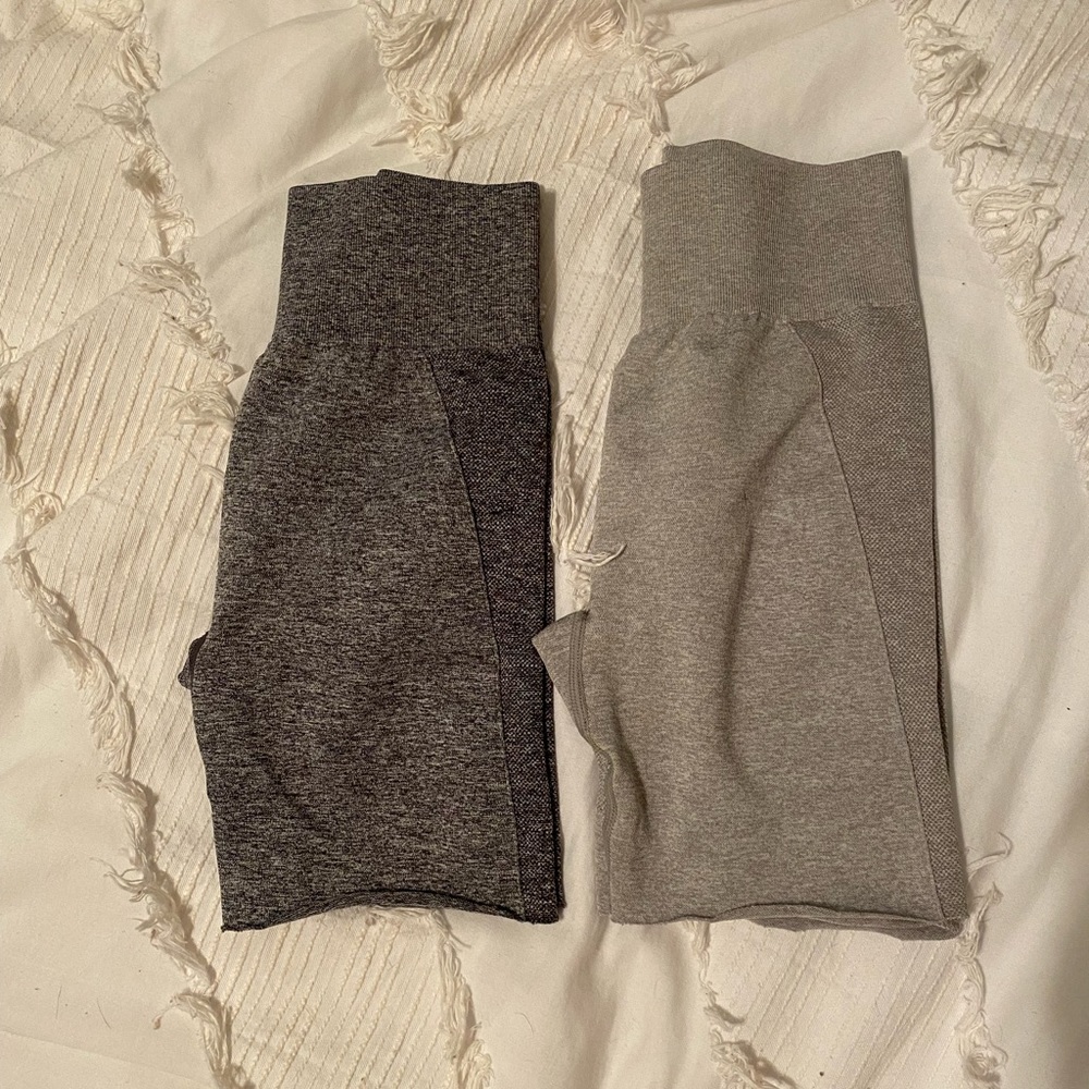 **SOLD** Gymshark Grey Flex Short Set